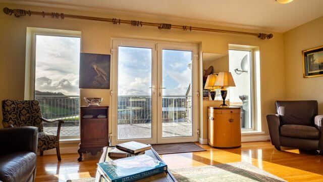 Cottage 360 – Clifden